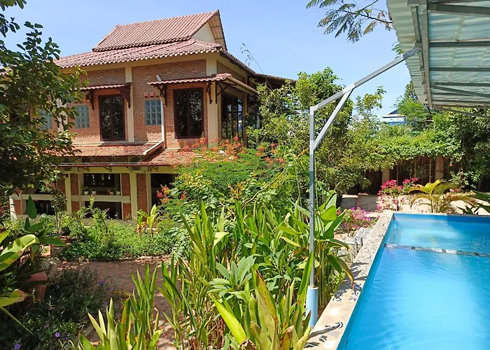 Silk Island Homestay