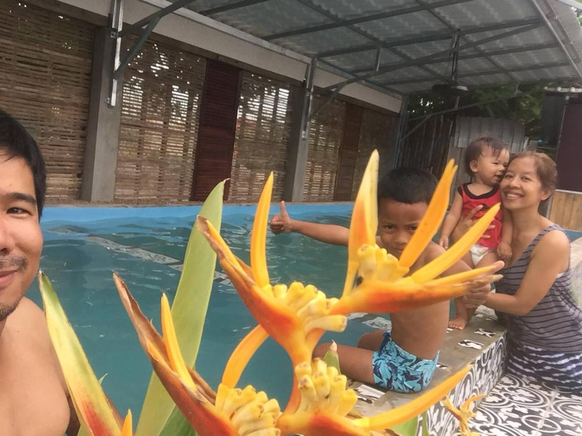 Homestay Silk Island *